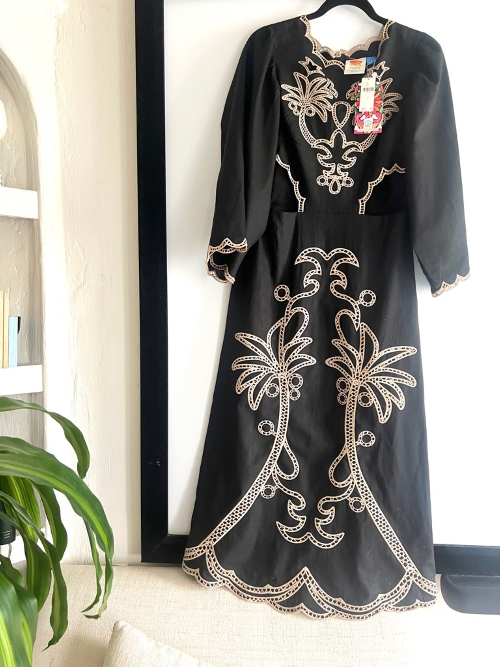 FARM Rio x Anthropologie Black Cutout Embroidered Palm Midi Dress Size Small NWT - Picture 4 of 13